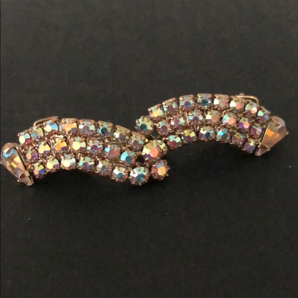VINTAGE RAINBOW CRYSTAL CLIPON EARRINGS